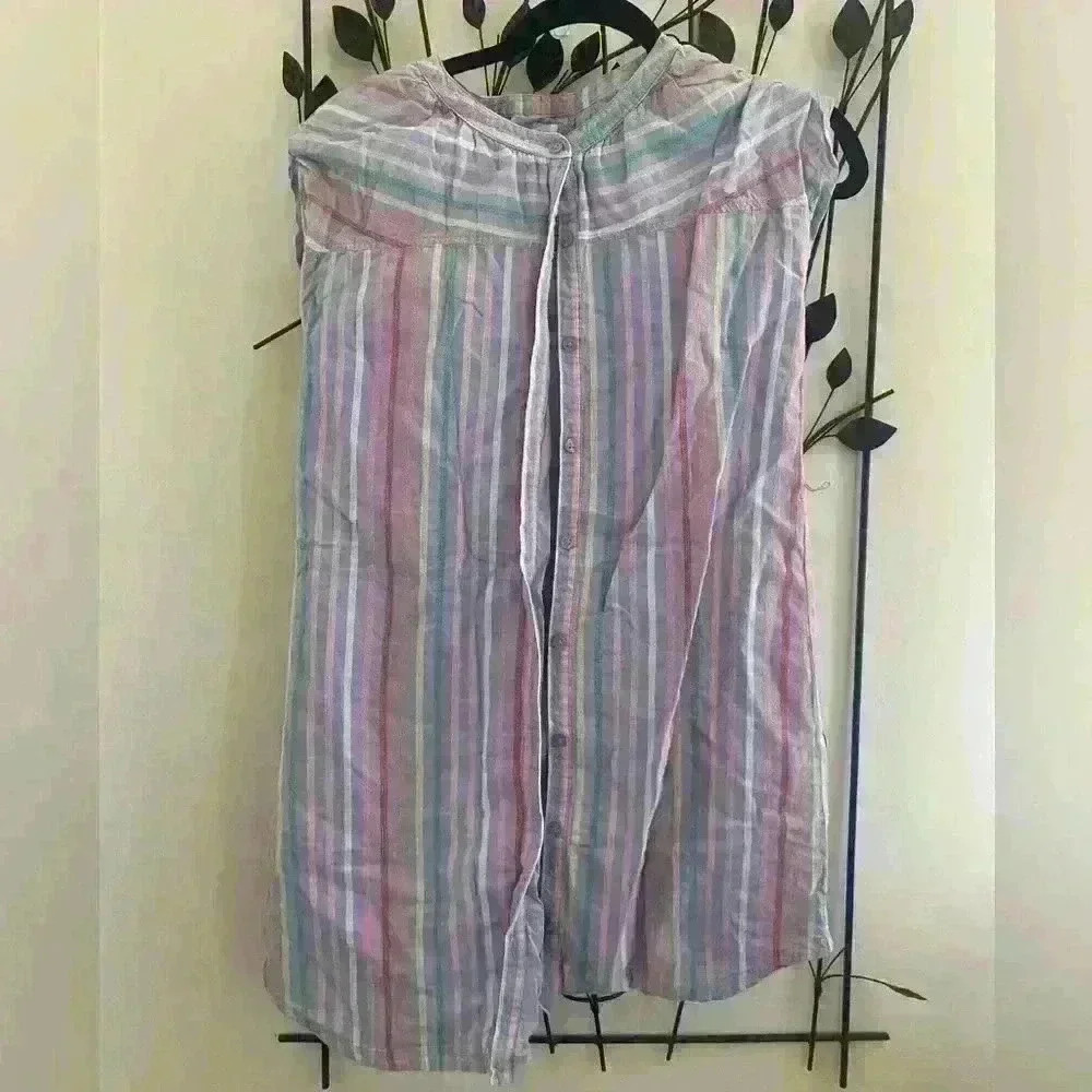 Girls Gap dress xxl/14-16 does not have the belt